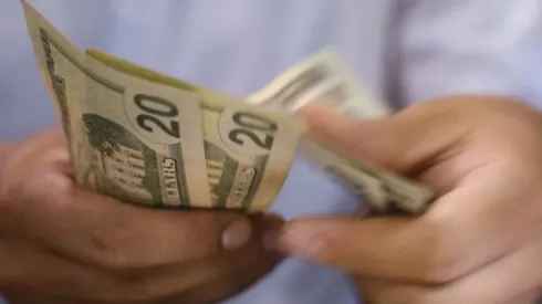 ¿A cuánto está el dólar hoy viernes 27 de enero en Chile?