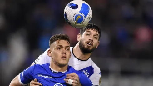 El defensor de Vélez está en la órbita de los albos.