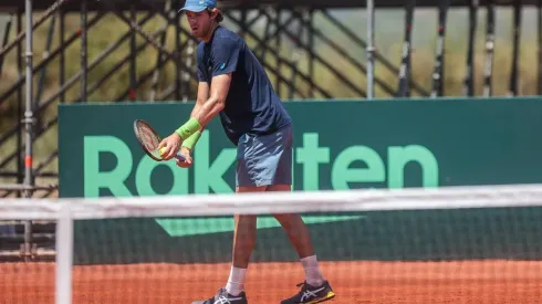 Nico Jarry está contento con la cancha del Club Trentino de La Serena.