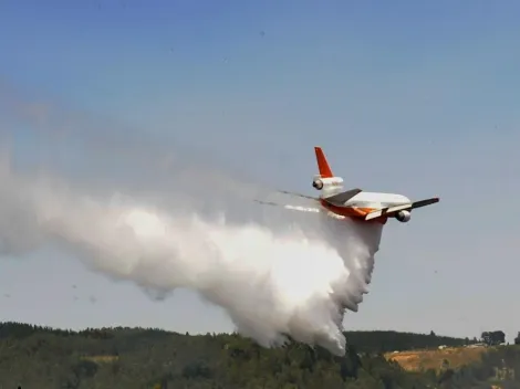 El avión que se suma al combate de incendios en el sur