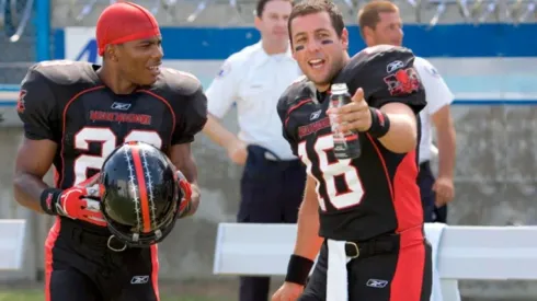 Adam Sandler tiene una divertida película para quienes no conocen el juego.