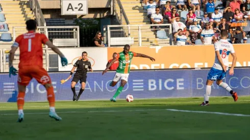 Guillermo Burdisso fue titular en su primer partido por la UC
