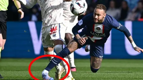 Neymar se dobló el tobillo y salió en camilla de la cancha