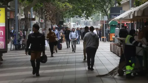 ¿Qué requisitos debo cumplir para recibir el Aporte Familiar Permanente?