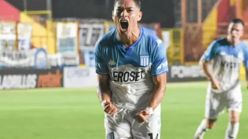 Óscar Opazo marcó su primer gol con la Academia para iniciar la remontada en Copa Argentina.