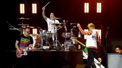 El baterista Travis Baker tiene a los fans con el corazón en la mano.