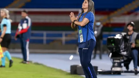 ¿Quién es Emily Lima, la DT que toma fuerza para La Roja Fem?