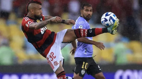 Vidal y Flamengo no pueden: Independiente del Valle y Mati Fernández campeones de Recopa Sudamericana.