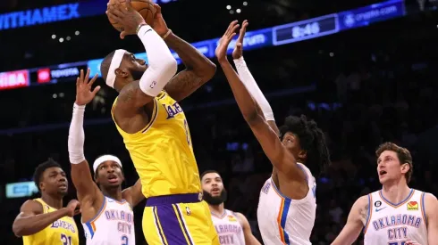 LeBron será baja en los Lakers por lesión.