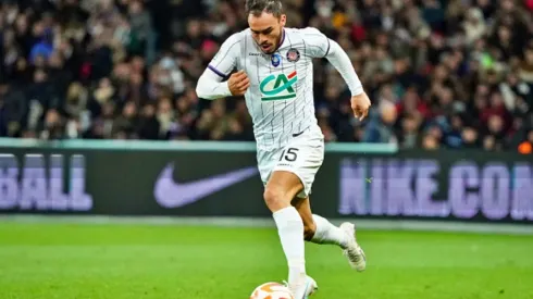 Suazo anotó su primer gol en el fútbol francés.