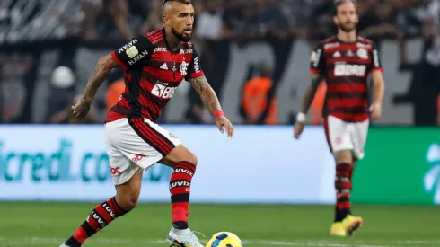 Flamengo recibe a Vasco da Gama por el torneo estadual.