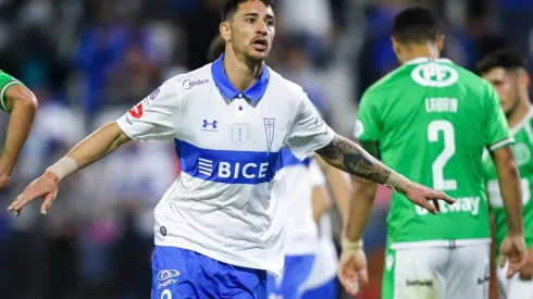 Fernando Zampedri, como casi siempre, se muestra como un atacante temible: le lleva dos a Audax Italiano y ya suma 88 goles en la UC.