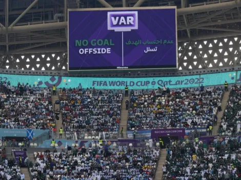 Dibu Martínez se salva: las decisiones del nuevo reglamento de la FIFA