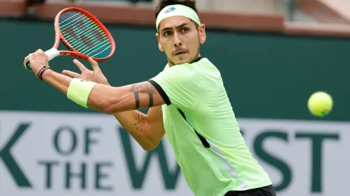 Jano busca los octavos de final frente al verdugo de Tsitsipás.