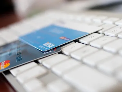 ¿Cómo puedo revisar si tengo deudas y me encuentro en Dicom?