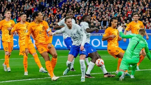 Upamecano anota el segundo gol