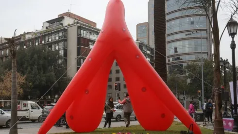 La Municipalidad de Santiago y Las Clito realizan intervención de la organización francesa de "clitoris tour" (2022).