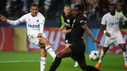 Alexis aparece entre los mejores salarios de la liga francesa