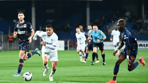Alexis Sánchez en acción ante el Montpellier.
