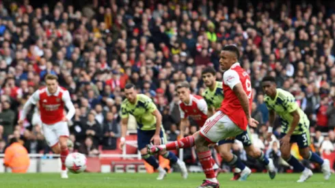 El penal de Gabriel Jesús que abrió la cuenta para el Arsenal ante el Leeds United.