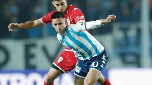 Racing derrotó a Huracán y llega encendido al duelo con Ñublense