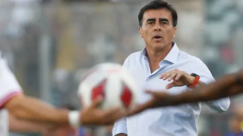 Las bajas de Colo Colo para su estreno en Copa Libertadores.