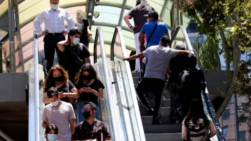 ¿Abrirán los mall en Semana Santa?