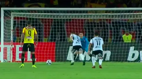 Gil anotó en su segunda oportunidad desde el punto penal