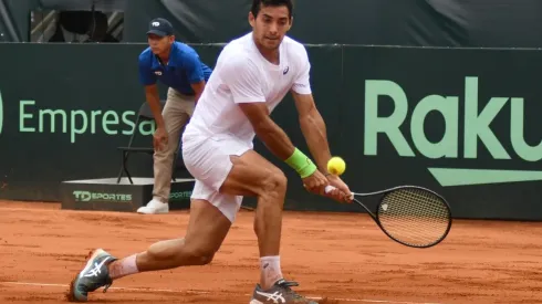 Garin sigue intratable en la arcilla de Houston.