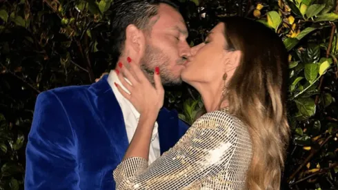 Mauricio Pinilla y Gala Caldirola confirmaron su relación.