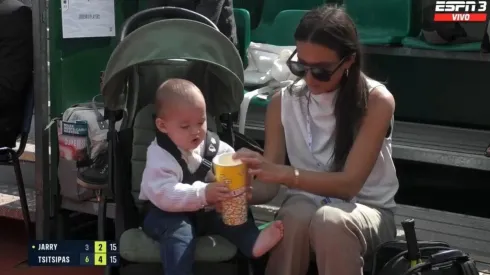 Juanito Jarry y su mamá, Laura Urruticoechea, son la hinchada más fiel que tiene Nicolás Jarry y lo siguen a todas partes.