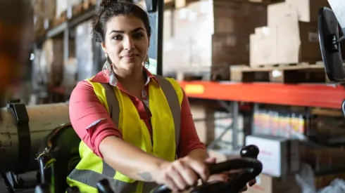 Postula al Bono Mujer Trabajadora