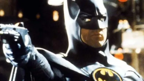 Michael Keaton es un experimentado Batman en nueva foto de The Flash