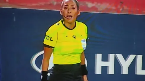 Cindy Nahuelcoy no aguantó y se la cantó clara a delantero de Curicó Unido