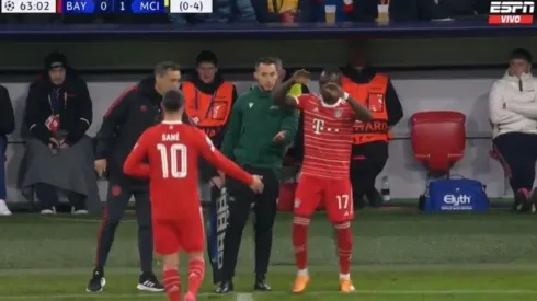 Sané ni miró a Mané cuando le tocó salir de la cancha en el Bayern Múnich vs Manchester City.