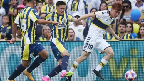 Valentín Barco, juvenil figura de Boca, tuvo un discreto cometido en defensa.