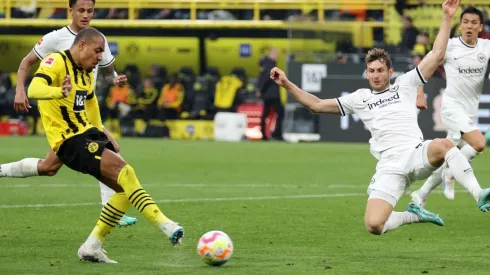 Dortmund goleó al Frankfurt