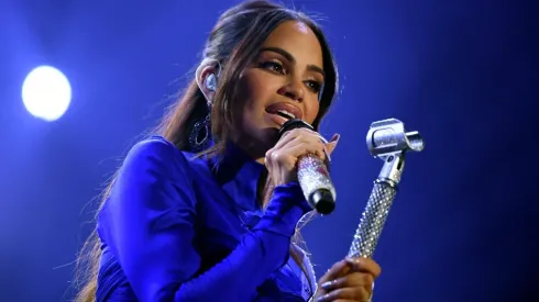 Natti Natasha dedica tema a su pareja