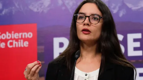 Gobierno anuncia ley corta de isapres