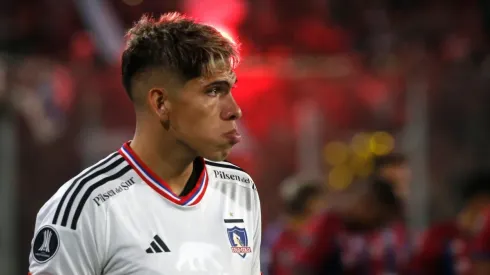 Colo Colo puede ser multado en el duelo ante Boca Juniors por Copa Libertadores.