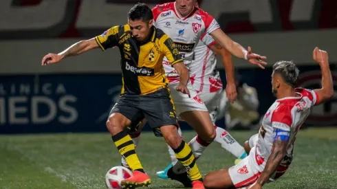 Copiapó venció a Coquimbo en un partido que debió haber sido el cierre de la fecha 12 del Campeonato Nacional.