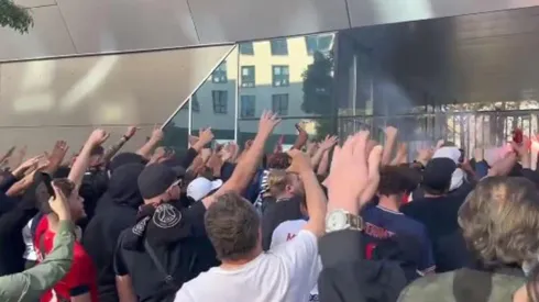 Hinchas del PSG insultan a Messi