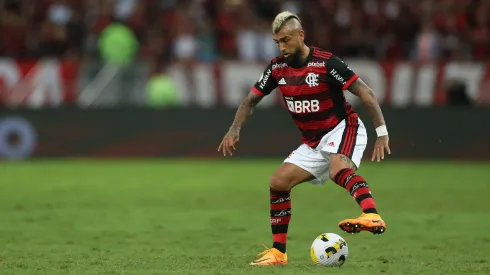 Horario y dónde ver Bahía vs Flamengo de Arturo Vidal por el Brasileirão.