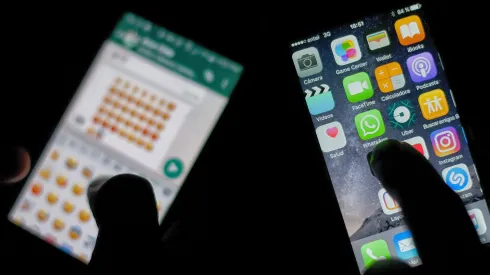 Bloqueo a chats de WhatsApp.