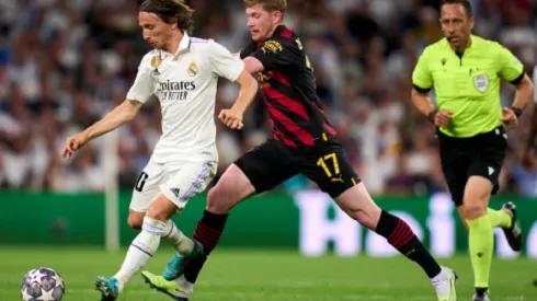 Luka Modric en acción ante Kevin de Bruyne en la semifinal de ida de la Champions League entre el Real Madrid y el Manchester City. 
