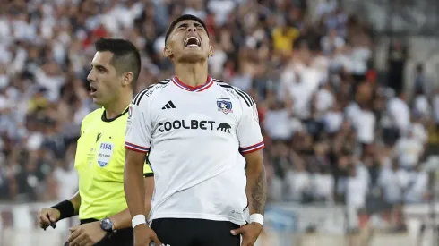 Jordhy tendrá una nueva oportunidad en Colo Colo tras agredir a su ex pareja