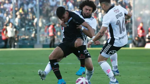 Colo Colo busca presionar a los líderes a costa de Curicó. Foto: Photosport.