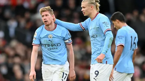 Kevin de Bruyne ganó el año pasado y espera repetir, pero Erling Haaland amenaza con quitarle el cetro. Foto: Getty Images.