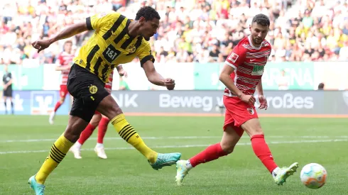 Sebastian Haller fue la gran figura del partido