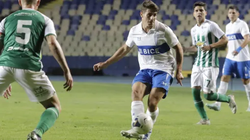 Clemente Montes puede volver a la UC a sólo meses de haber salido. Foto: Photosport.